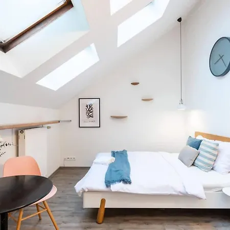 아파트 Delightful Old Town *