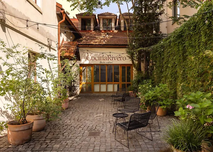 Delightful Old Town 公寓